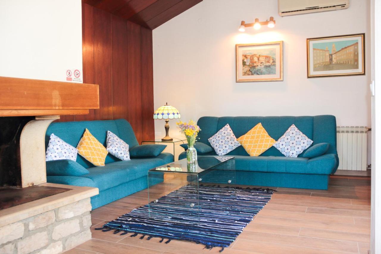 Holiday Home Laurea Supetar Exterior foto