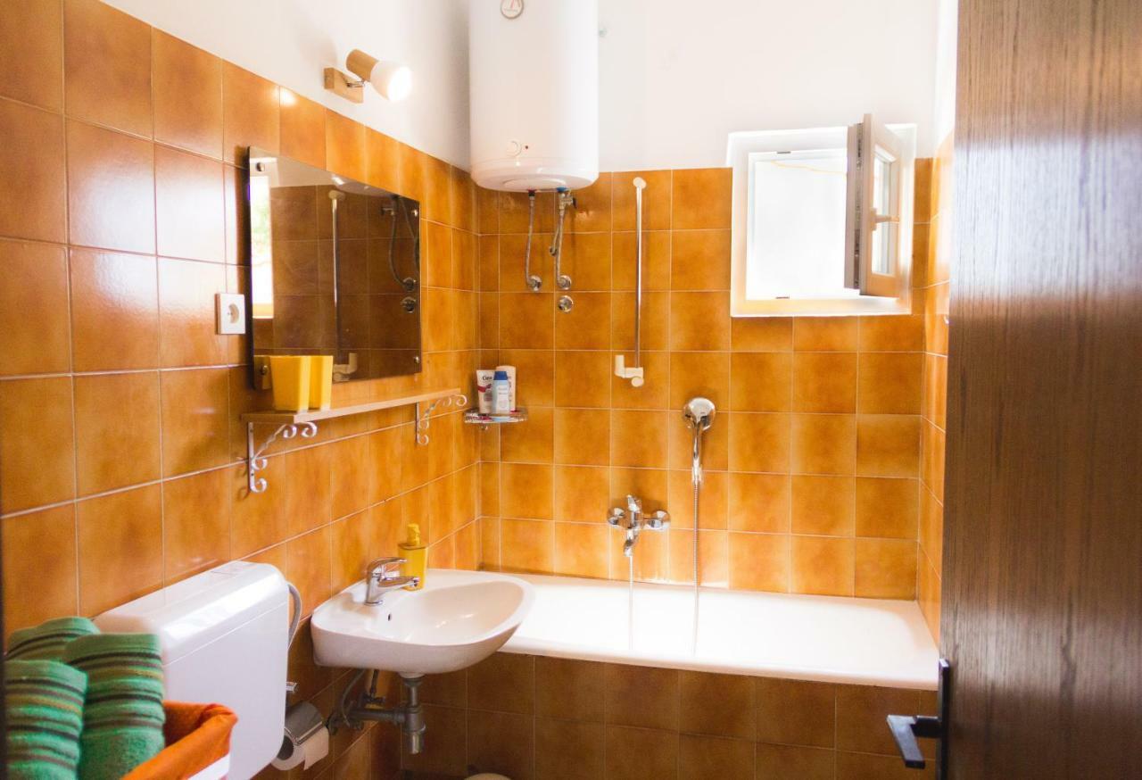 Holiday Home Laurea Supetar Exterior foto